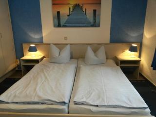Hotel Holländischer Hof - 1