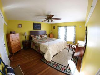 Awesome Flat Top Farmhouse - 1