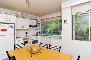 Del Rae Unit 15 25 Shoal Bay Road - 2
