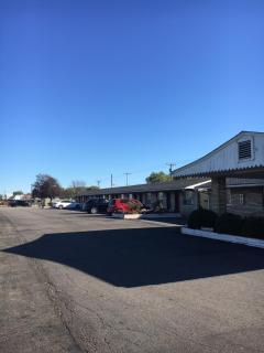 Relax Inn Circleville - 2