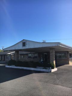 Relax Inn Circleville - 1