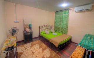 Budget Umi Homestay Kuching - Kuching - 7