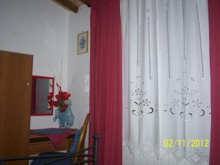 Hermitage Holidays - Gallicano - 9