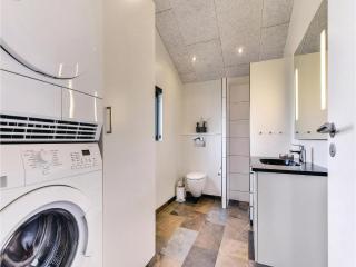 Three-Bedroom Holiday Home In Henne - 4