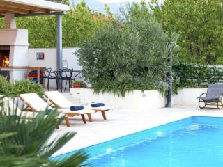 Villa in Ka tel Novi near Beach - 1