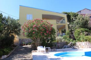 2 Bedroom Apartment with Pool in Tisno - Tisno - 5