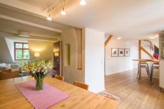 "goethezimmer" Ferienwohnung und Zimmer am Burgplatz - 2