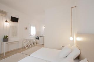 Paris Studios & Apartment - Agia Paraskevi - 2