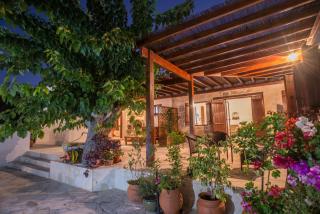 Chloe's House - Pano Akourdalia - 0