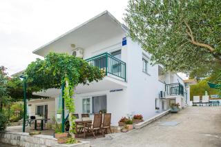Apartments Zovko - Drače - 0