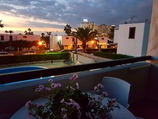 Beautiful Apartment In Apartamerica, Las Americas - Playa de las Americas - 2