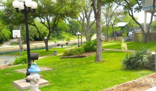 River Run Retreat - New Braunfels - 9