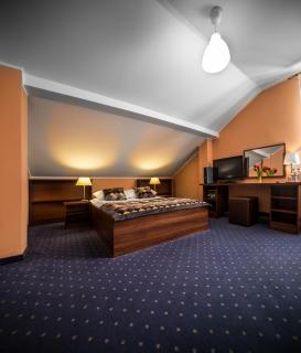 Hotel Colnus - 5