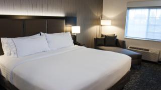 Holiday Inn Express & Suites Cheney by IHG - 8