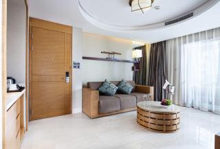 Phoenix Waterside Gloria Resort Sanya - 6