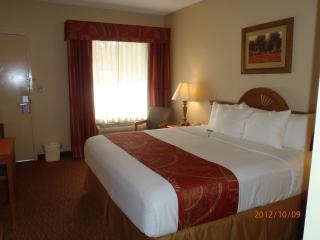 Days Inn by Wyndham Alexander City - Alexander City - 3