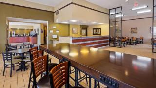 Best Western Ambassador Inn & Suites - Wisconsin Dells - 5