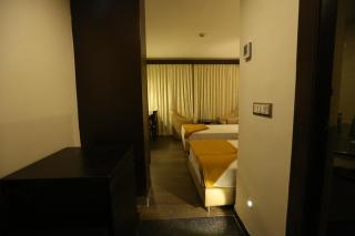 Hotel La Castle - Chennai - 3
