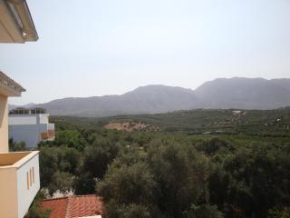 Calamon Apartments - 3