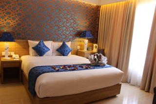 Natya Hotel Kuta - Kuta - 4