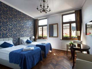 Antique Apartments Old Town - Krakow - 9
