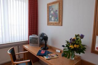 Hotel Conti Am Hauptbahnhof - 4