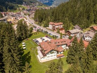 Hotel Villa Rosella Park & Wellness - Canazei - 6