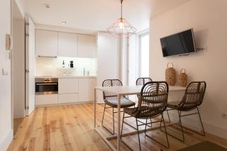 Chiado Cozy Apartments - by LU Holidays - Lisbon - 1