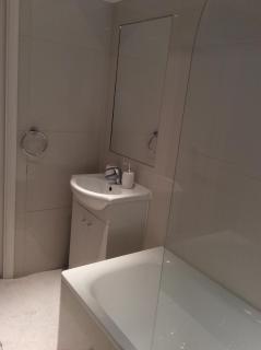 Modern Flat - Watford - 2