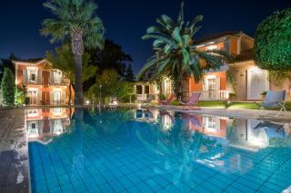 Aeolos Boutique Hotel & Suites - Kalamaki - 8