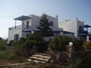 Galanos Studios - 9