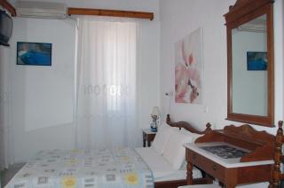 Mania Rooms and Studios - Poros - 7