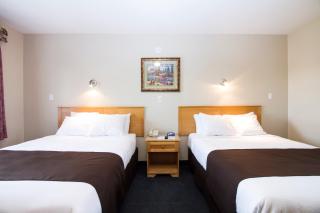 West Country Inn - 3