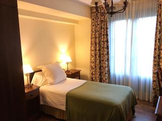 Hotel Pombal Rooms - Santiago de Compostela - 6