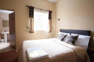 Barons Court Hotel - Wolverhampton - 8