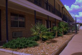 Somerville Inn and Suites - 7