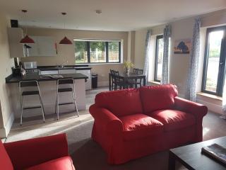 Oak & Hazel, Heath Row Barn - 5