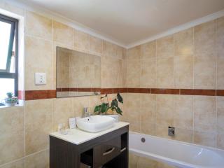 The Elegant Lodge Menlo Park - Pretoria - 4