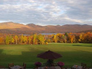 The Mountain Top Inn & Resort - 4