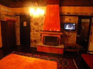 Monastiri Guesthouse - 4