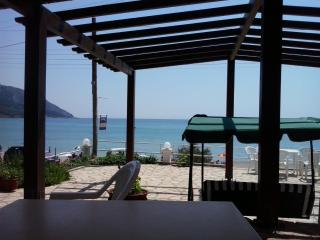 Evgenios Studios - Agios Georgios Pagon - 9