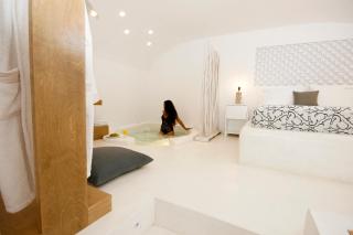 Anatoli Luxury Studios & Suites - 6