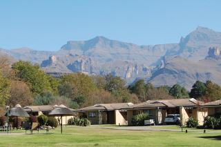 Gooderson Leisure Riverbend Chalets Self Catering - 3