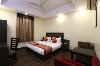 Hotel Kingston Park near Ganga Ram Hospital - New Delhi - 9