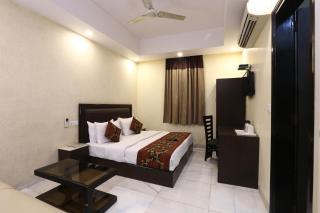 Hotel Kingston Park near Ganga Ram Hospital - New Delhi - 6