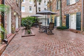 Chateau Orleans - New Orleans - 6