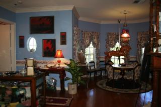 Heron Cay Lakeview Bed & Breakfast - 1