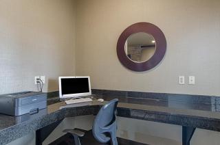 Cobblestone Inn & Suites - Guernsey - 7