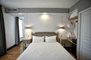 Hôtel Henri IV - 4