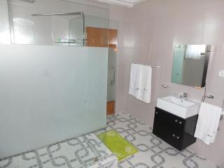 Mawuli Hotel - Obuasi - 1